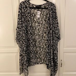 NWT Floral Overpiece